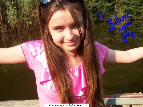 :*i_luv_u*: - invatz sa zboooorrrrr.....pleos in apa - Picks with US